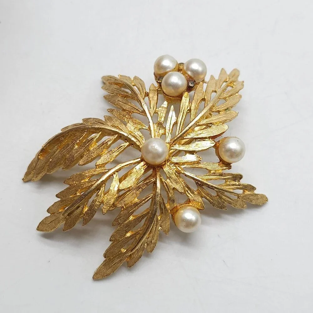 Vintage Gold Leaf Faux Pearl Brooch Pin Mid Century